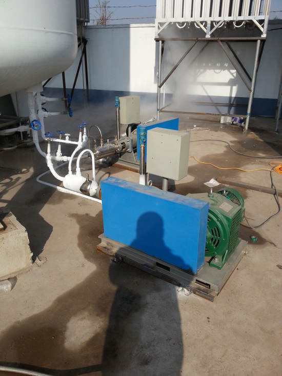 Bomba de alta pressão 1.6MPa 5000-30000L/h do líquido criogênico do líquido refrigerante da cor azul verde L-CNG